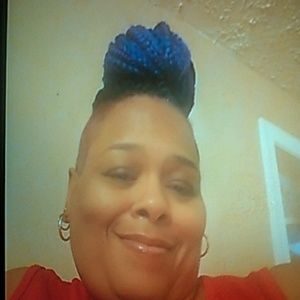 Meet your Posher, Toinette